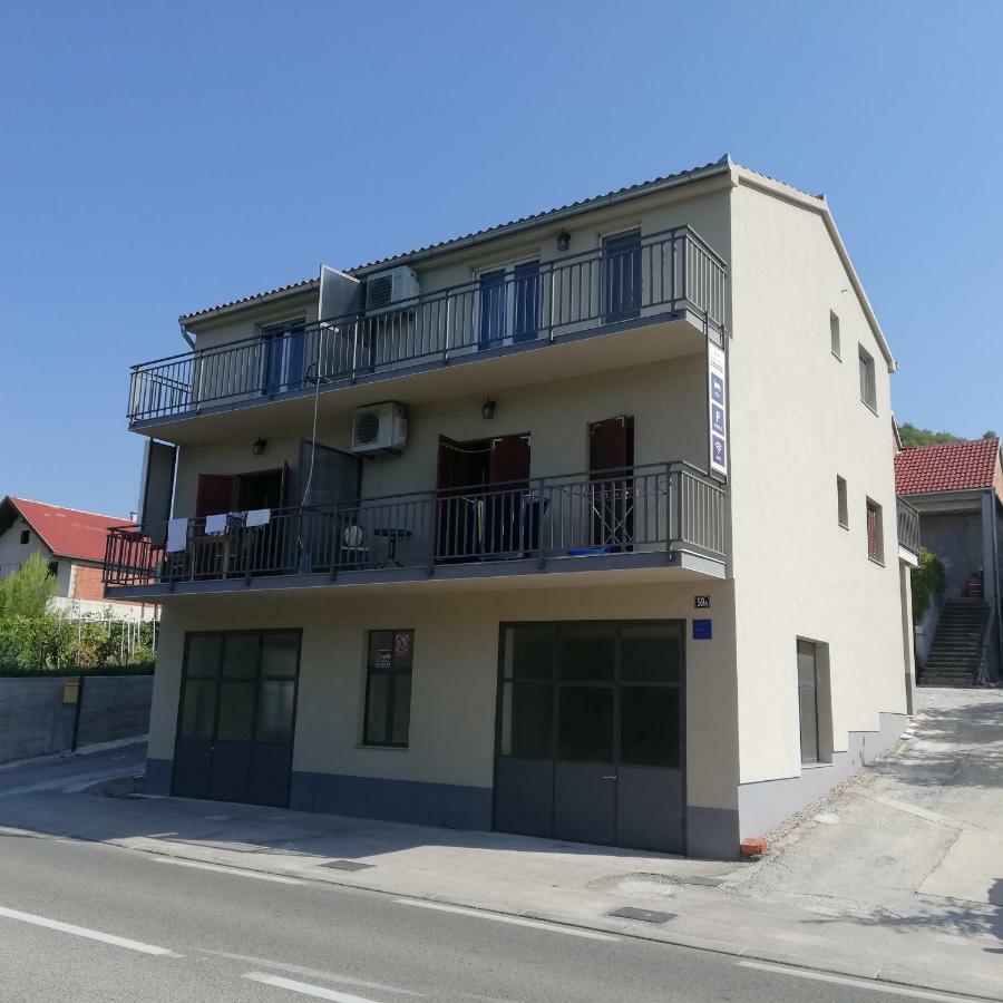 Apartments Sadina スクラーディン エクステリア 写真